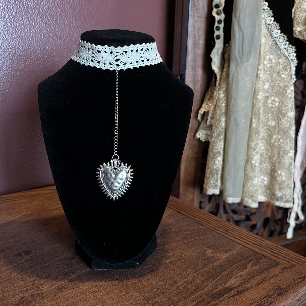 Stainless Steel Silver Sacred Heart Drop Choker Antique-Style Lace Whimsygoth